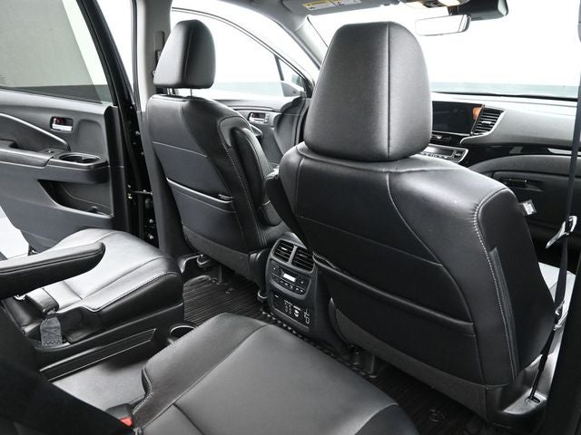 2021 Honda Pilot Touring 7 Passenger