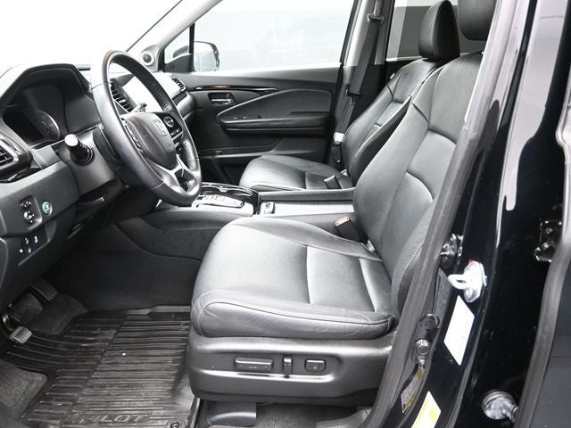 2021 Honda Pilot Touring 7 Passenger