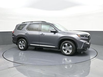 2023 Honda Pilot EX-L 8 Passenger