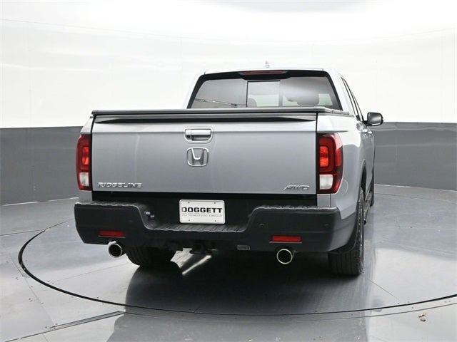 2022 Honda Ridgeline RTL-E Super Clean