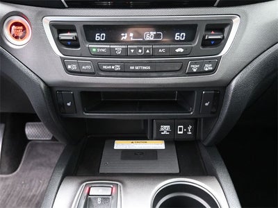 2022 Honda Ridgeline RTL-E Super Clean