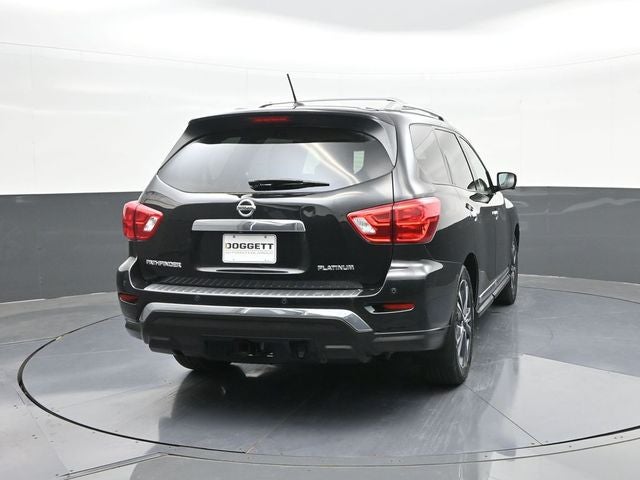 2017 Nissan Pathfinder Platinum
