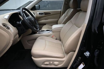 2017 Nissan Pathfinder Platinum