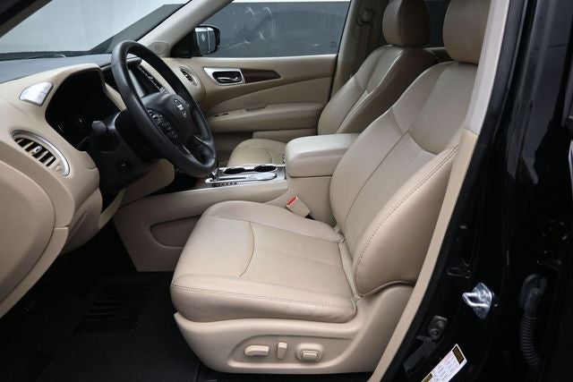 2017 Nissan Pathfinder Platinum