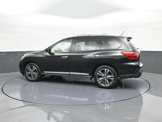 2017 Nissan Pathfinder Platinum