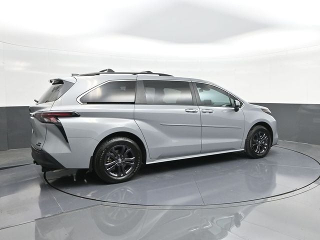 2024 Toyota Sienna Woodland Edition