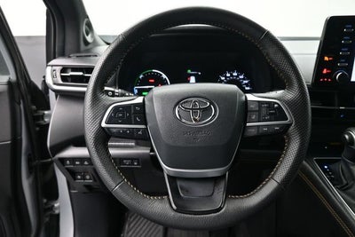 2024 Toyota Sienna Woodland Edition