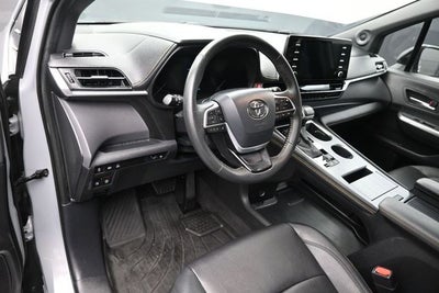 2024 Toyota Sienna Woodland Edition