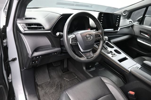 2024 Toyota Sienna Woodland Edition