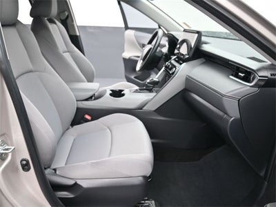 2024 Toyota Venza LE