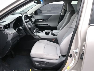 2024 Toyota Venza LE