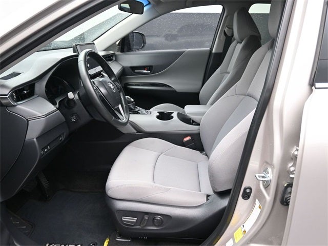 2024 Toyota Venza LE