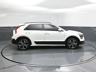 2024 Kia Niro EX Touring