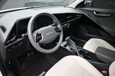2024 Kia Niro EX Touring
