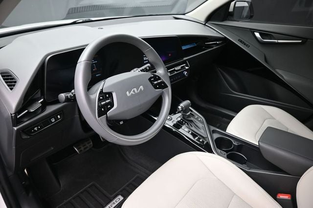 2024 Kia Niro EX Touring