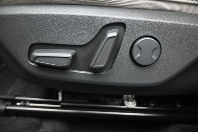 2024 Kia Niro EX Touring