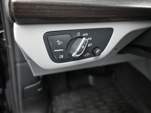 2024 Audi Q5 40 Premium quattro