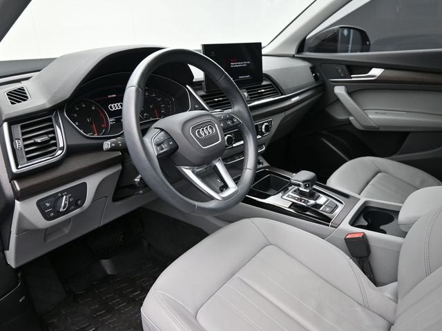 2024 Audi Q5 40 Premium quattro