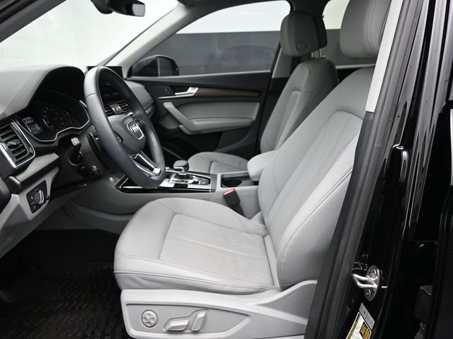 2024 Audi Q5 40 Premium quattro