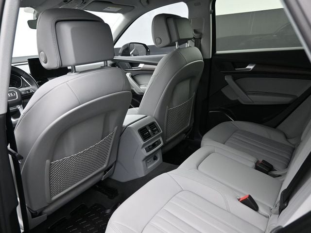 2024 Audi Q5 40 Premium quattro