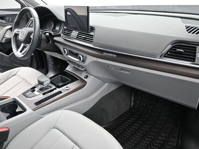 2024 Audi Q5 40 Premium quattro