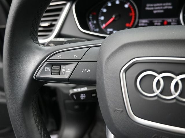 2024 Audi Q5 40 Premium quattro