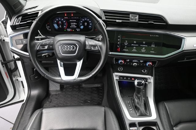 2024 Audi Q3 Premium Plus quattro
