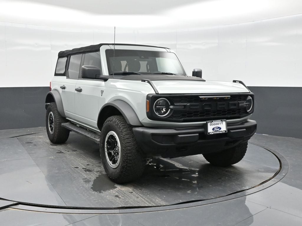 2022 Ford Bronco Base