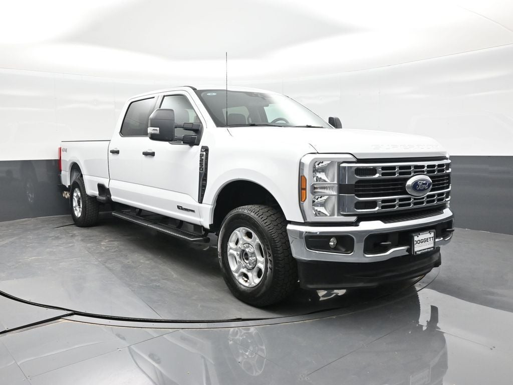 2026 Ford F-250SD XLT
