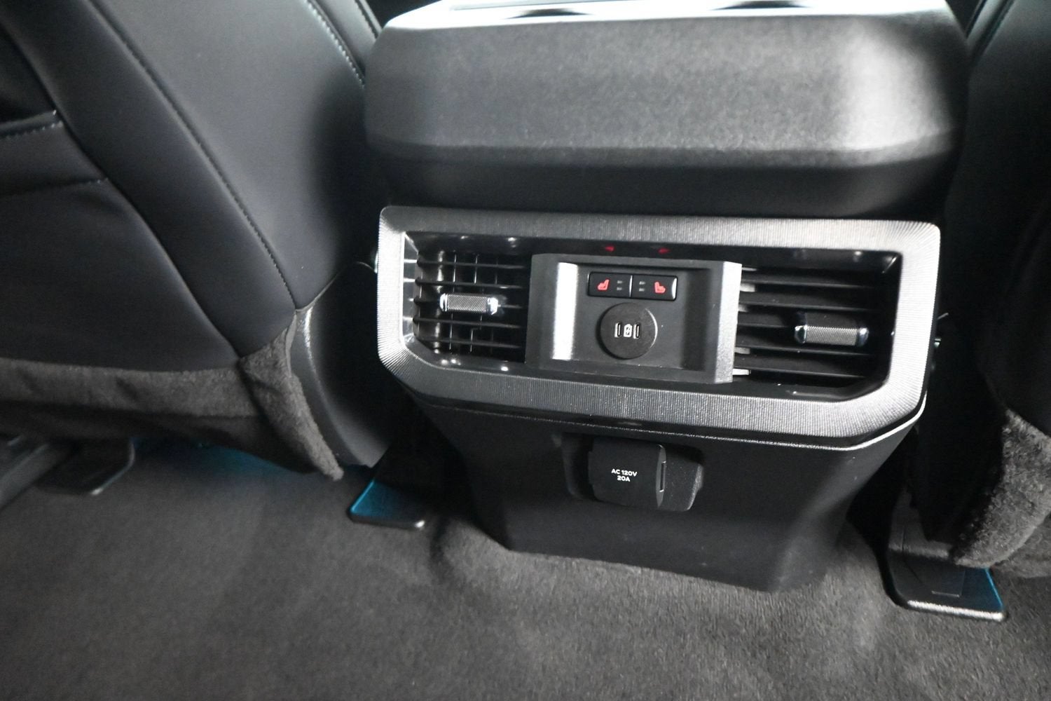 2025 Ford F-250SD Platinum