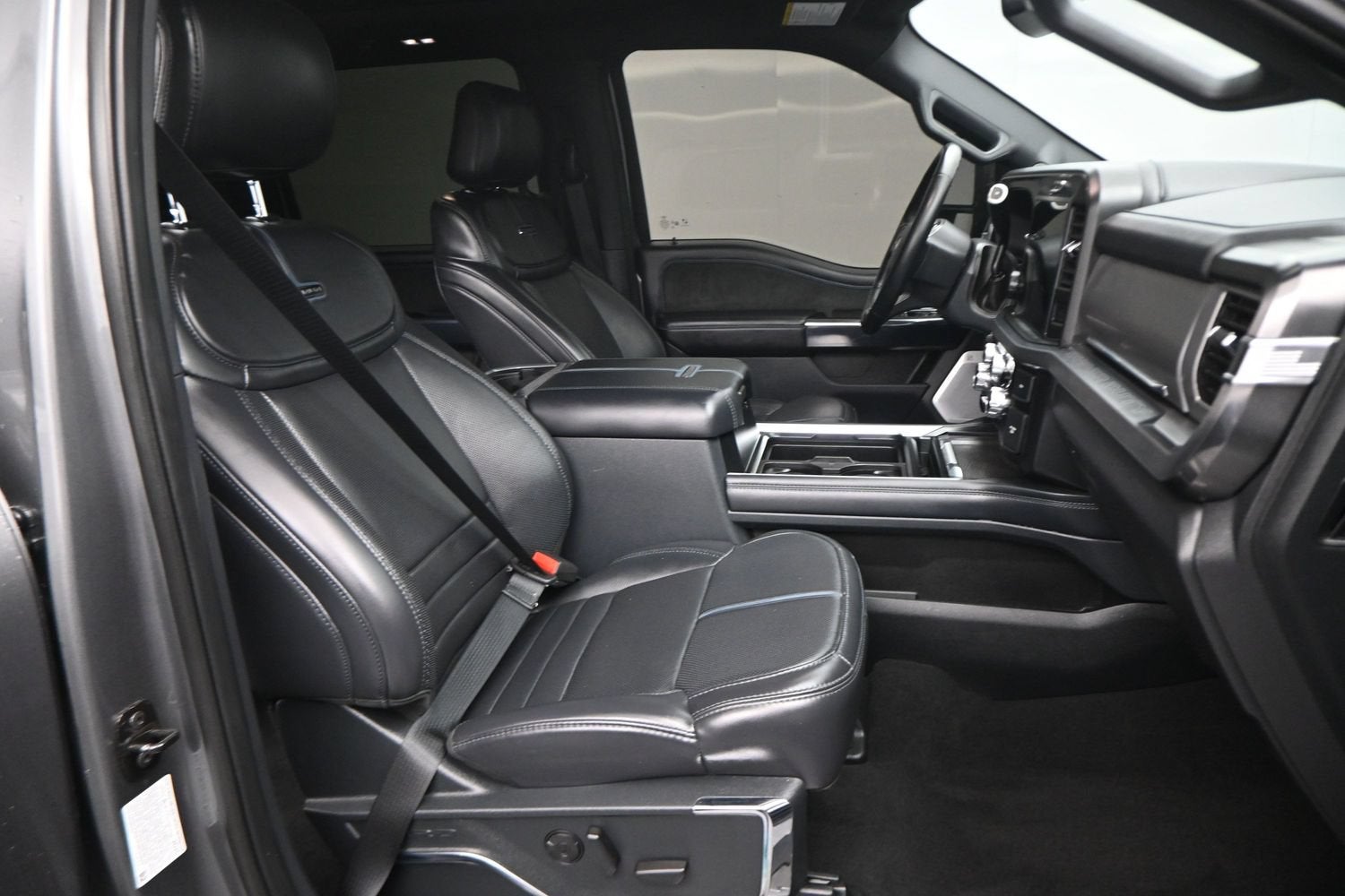 2025 Ford F-250SD Platinum