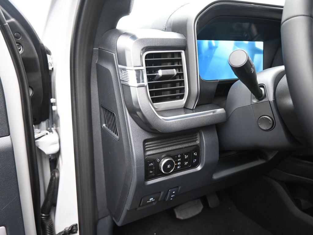2025 Ford F-250SD Platinum