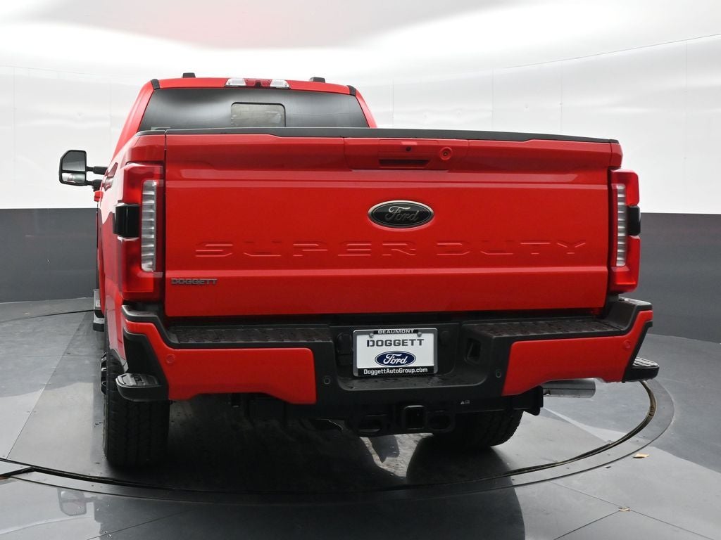 2025 Ford F-350SD Lariat
