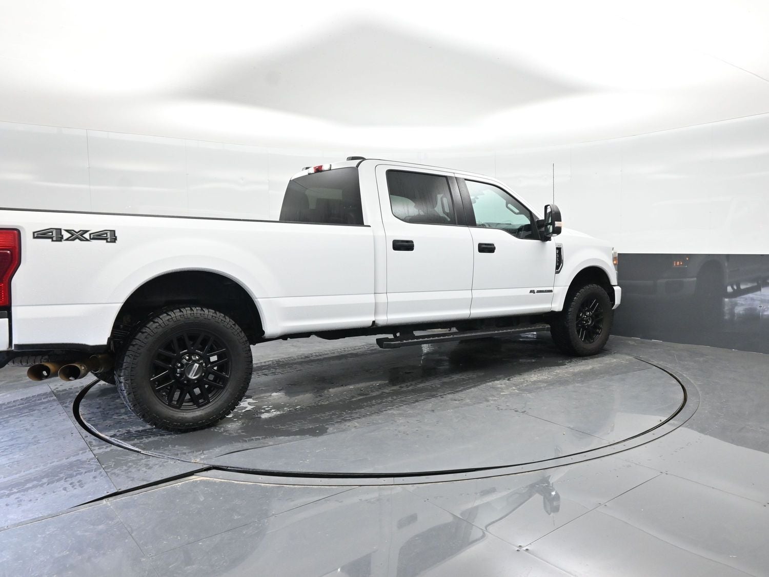 2022 Ford F-350SD XLT