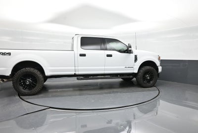 2022 Ford F-350SD XLT