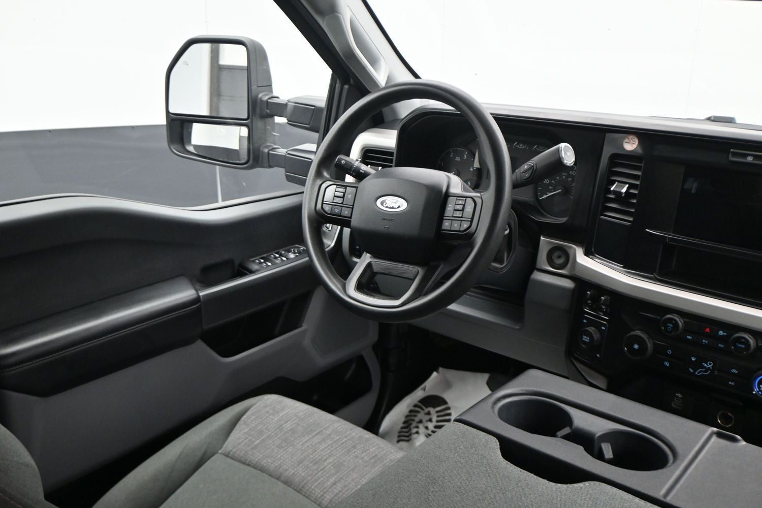 2025 Ford F-350SD XLT
