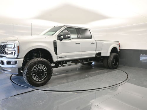 2026 Ford F-350SD Platinum DRW