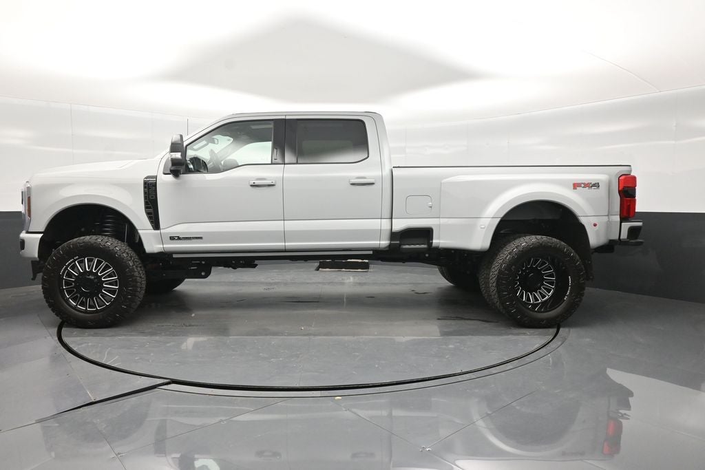 2026 Ford F-350SD Platinum DRW