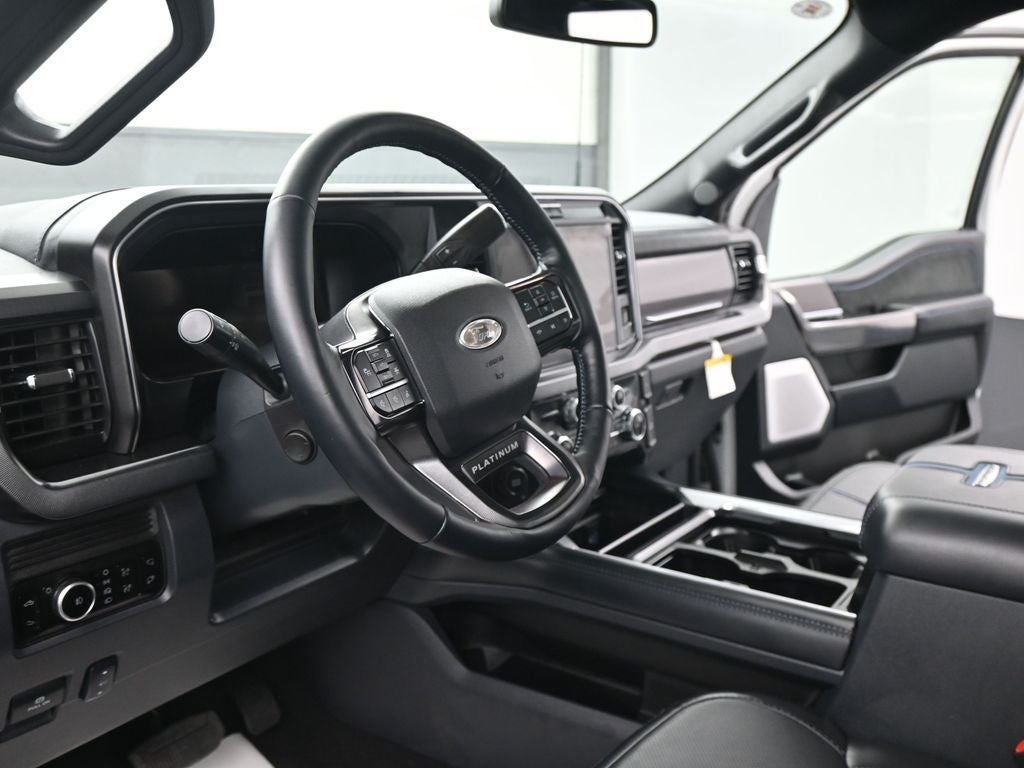 2026 Ford F-350SD Platinum DRW