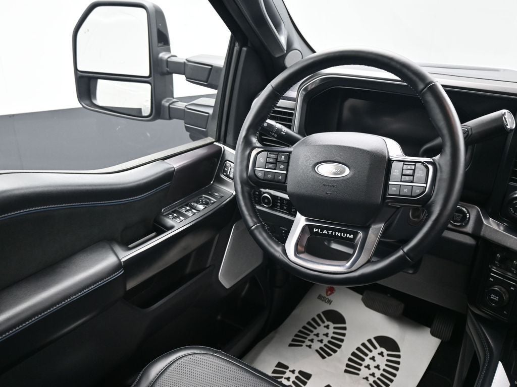 2026 Ford F-350SD Platinum DRW