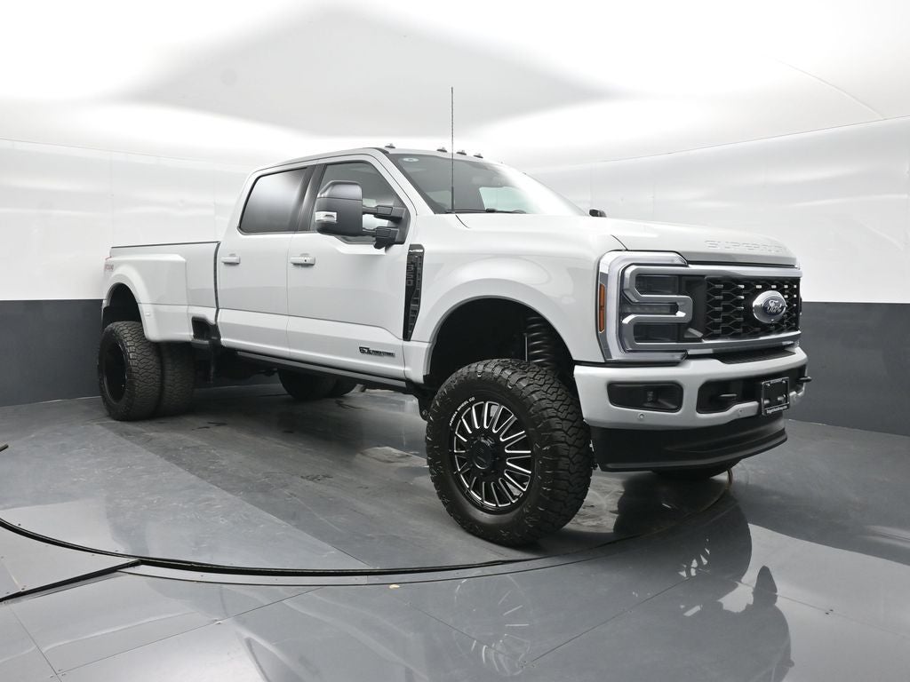 2026 Ford F-350SD Platinum DRW
