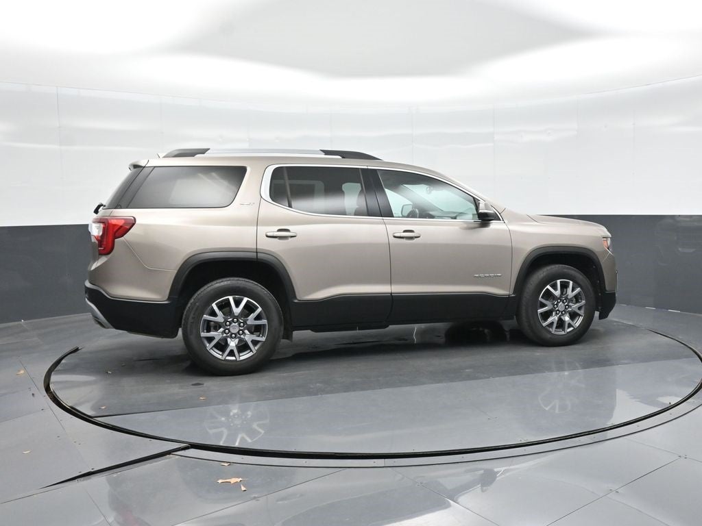 2022 GMC Acadia SLT