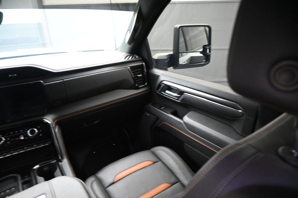 2025 GMC Sierra 2500HD AT4