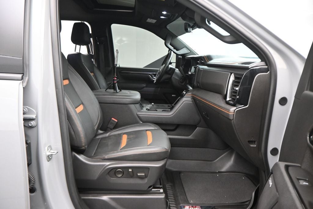 2025 GMC Sierra 2500HD AT4
