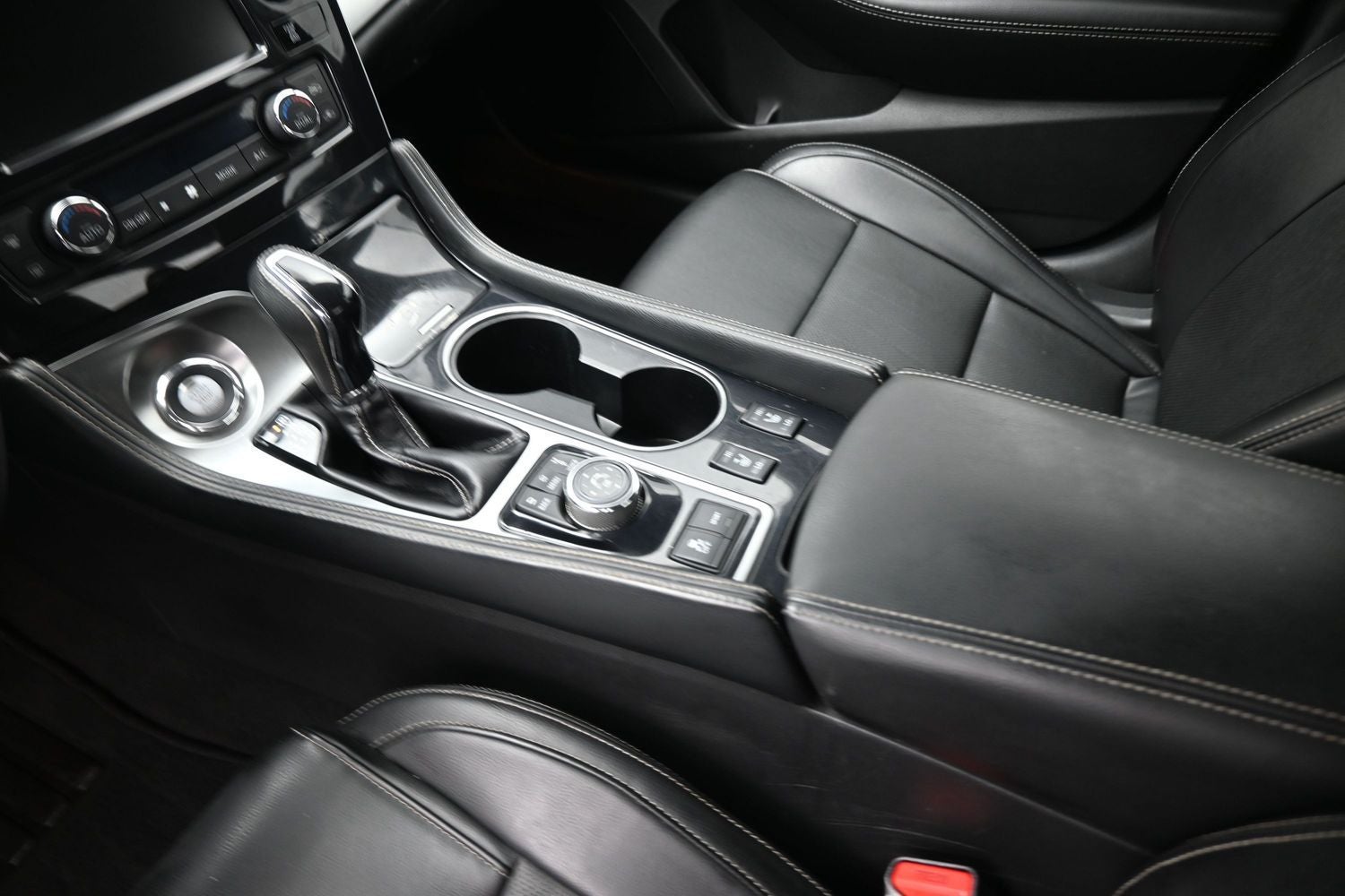 2023 Nissan Maxima SV