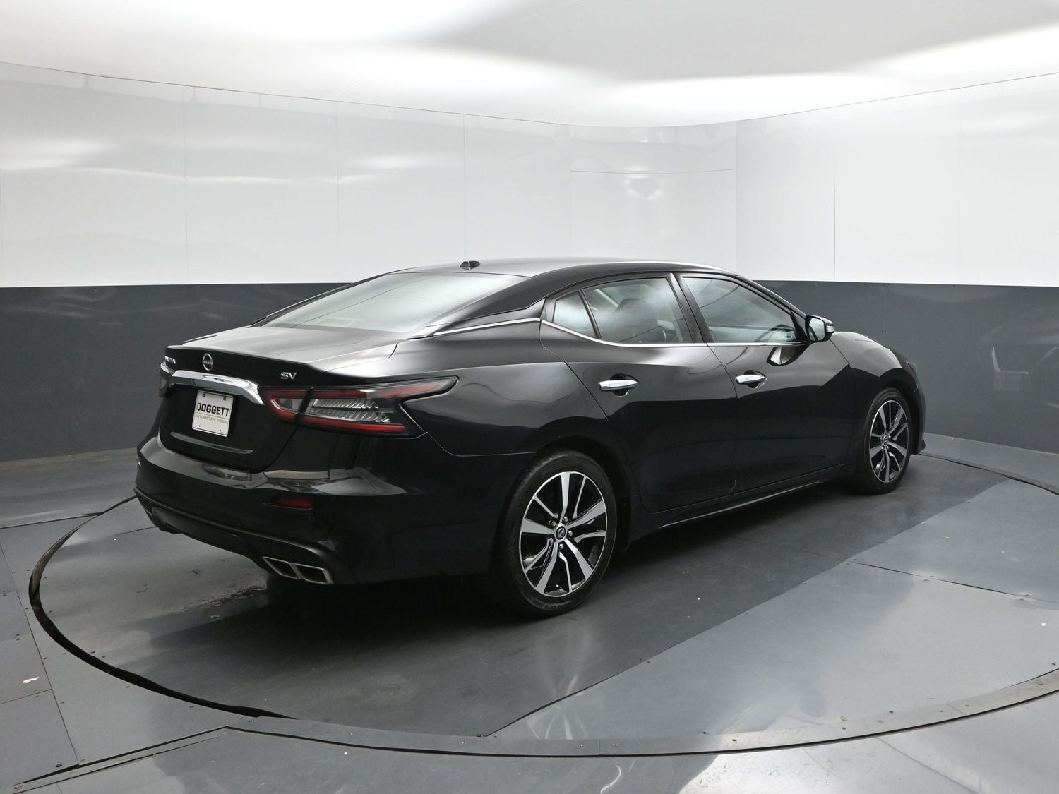 2023 Nissan Maxima SV