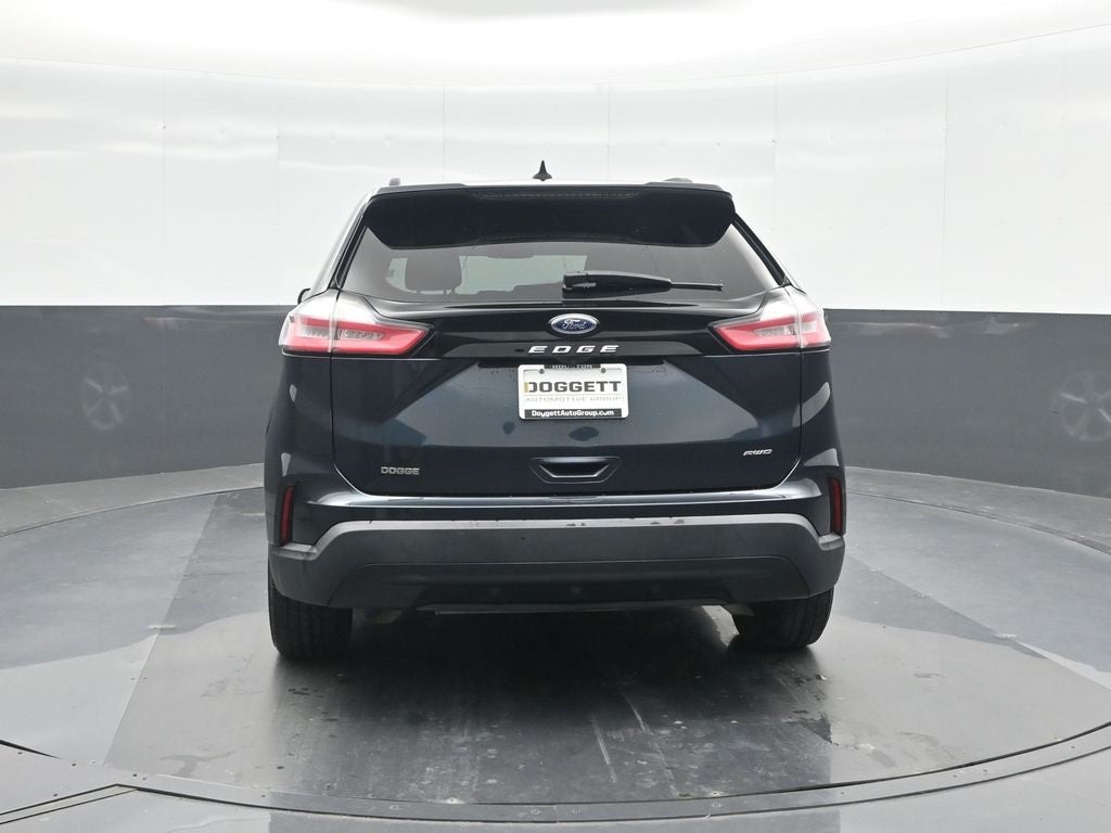 2023 Ford Edge SE