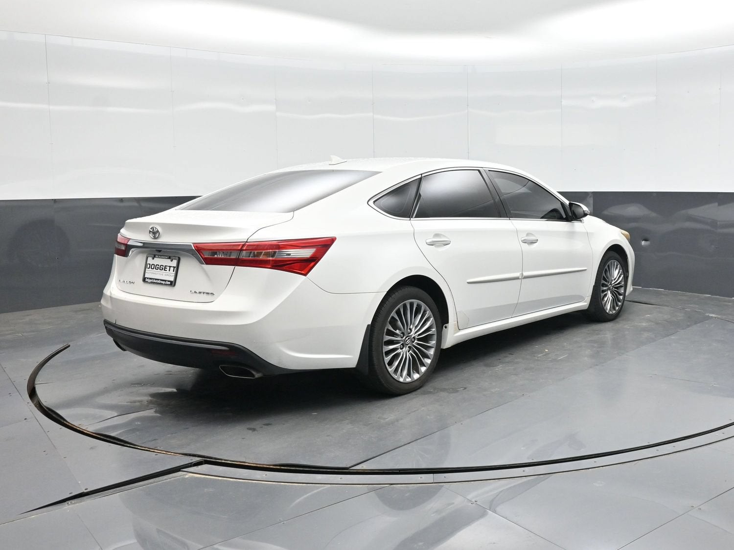 2016 Toyota Avalon Limited