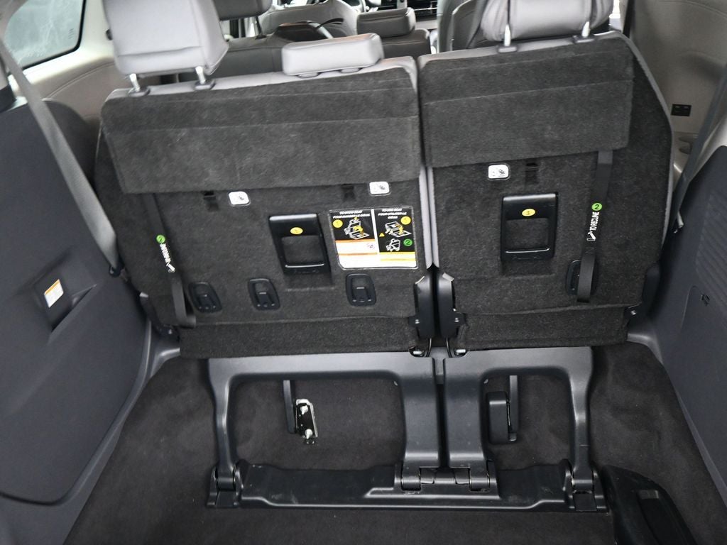 2021 Toyota Sienna XLE 8 Passenger