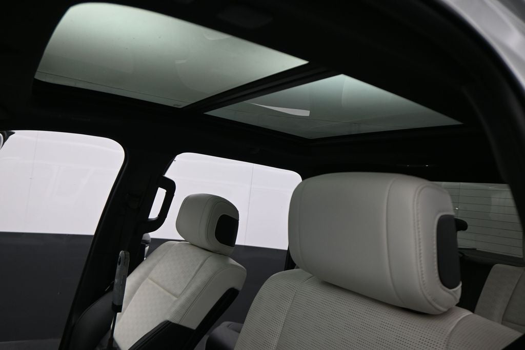 2023 Toyota Tundra Hybrid Capstone